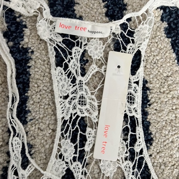 🆕Love Trees, Swim Coverup Top, Size S - Picture 4 of 4